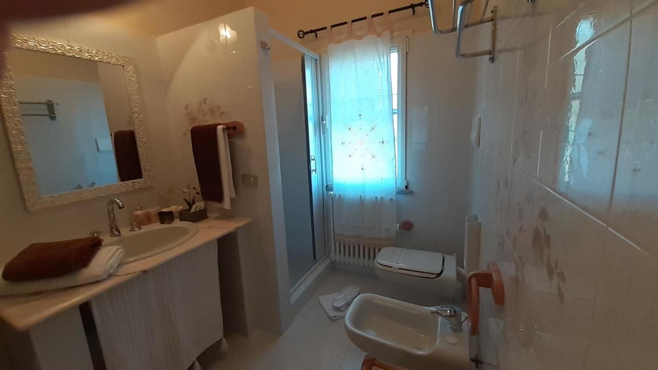 Li Muntigeddi Hotel Сан Теодоро Екстериор снимка